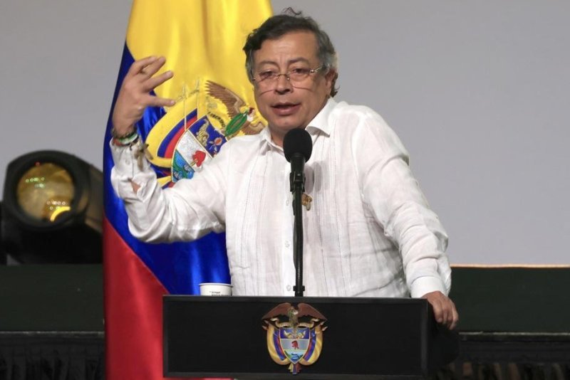 Colombia’s president requests constituent assembly