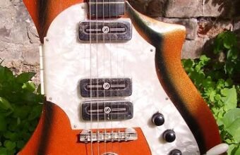 Guitars of the USSR and the Jolana Special in Azerbaijani Music