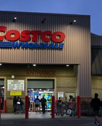 Shoppers seeking a tariff refund from retailers are likely out of luck