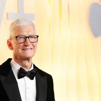 Apple CEO Tim Cook to hand over to John Ternus in September