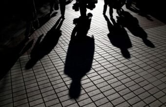 Japan’s real wages extend gains, consumer spending decline slows in April