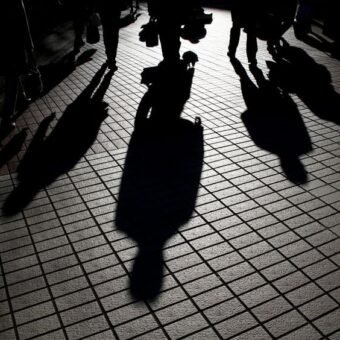 Japan’s real wages extend gains, consumer spending decline slows in April