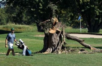 Trump to begin transforming historic golf course despite court order